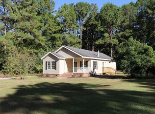 2825 Summerhill Rd, Thomasville, GA 31757