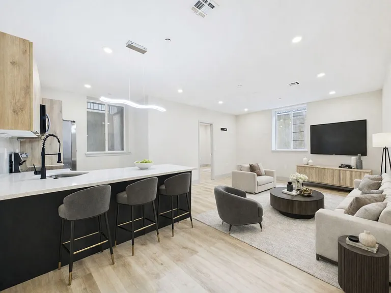 2nd Street Lofts -Newly Constructed Modern Apartments — Photo 21