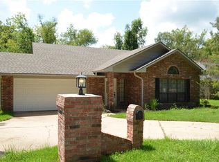 3004 Horseshoe Dr, Alexandria, LA 71301
