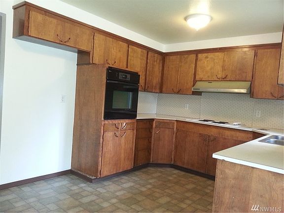 3rd image of 7808 Samurai Ct SE #A