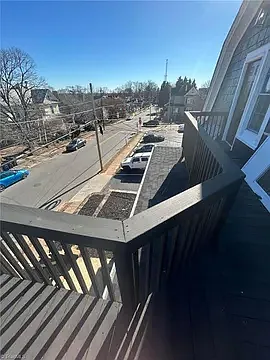 212 N Spring St #A — Photo 9