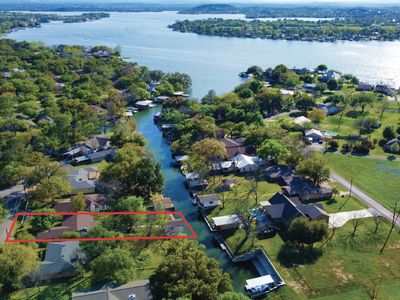 205 Robin, Highland Haven, TX, 78654