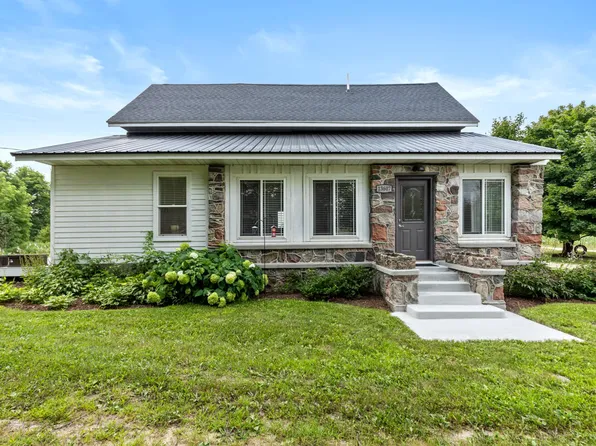 13607 Six Mile Rd, Stanwood, MI 49346