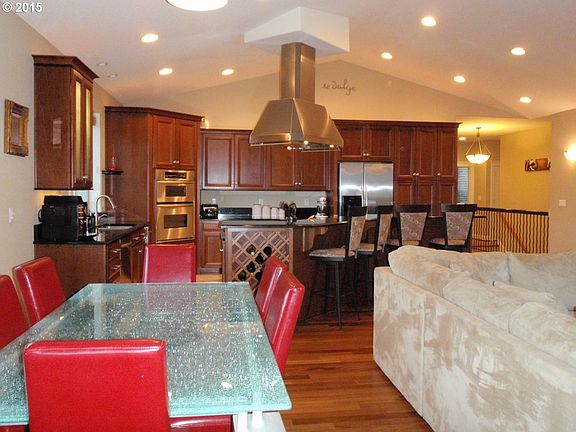 4th image of 564 North X Street
