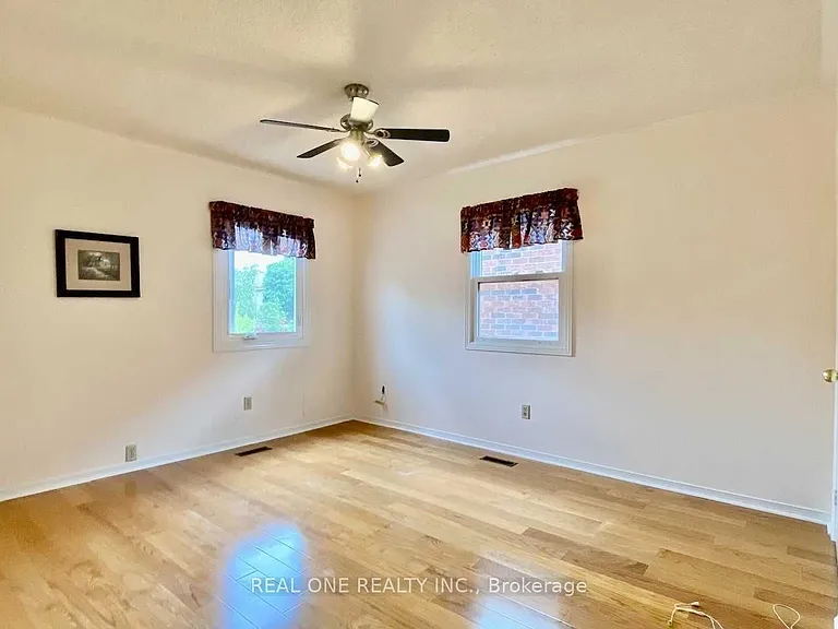5664 Haddon Hall Rd — Photo 13