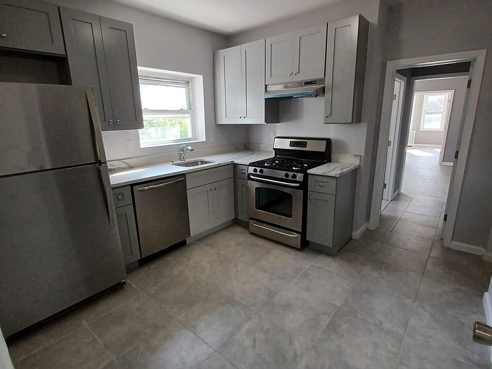 1st image of 114 S 12th St Floor 2
