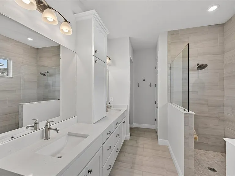 5504 Title Row Dr — Photo 14
