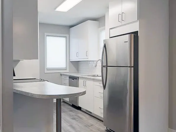 207 14th Ave NE, Rochester, MN 55906