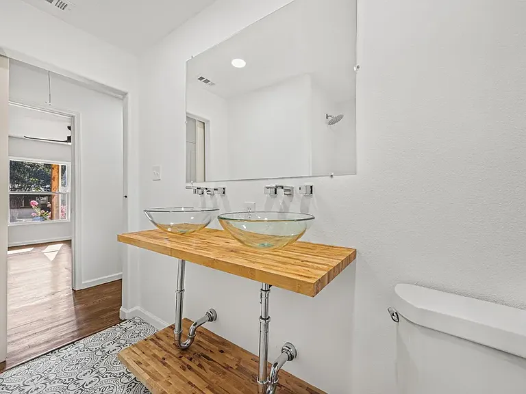 1809 Shepheard Dr — Photo 23