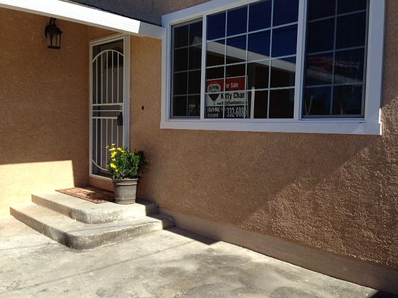 3rd image of 850 Westwood St