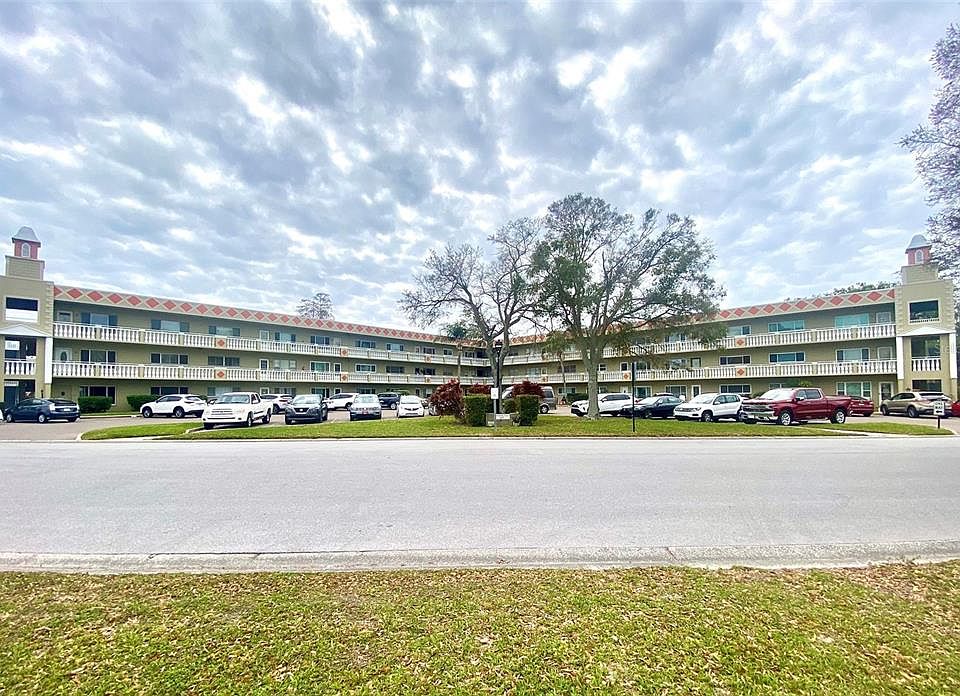 1st image of 2427 Finlandia Ln APT 25