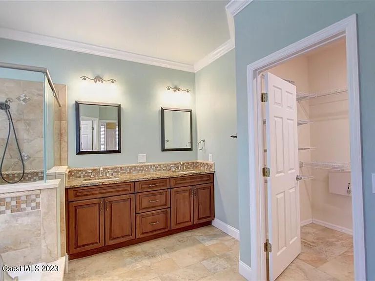 1648 Kestrel Ct — Photo 16