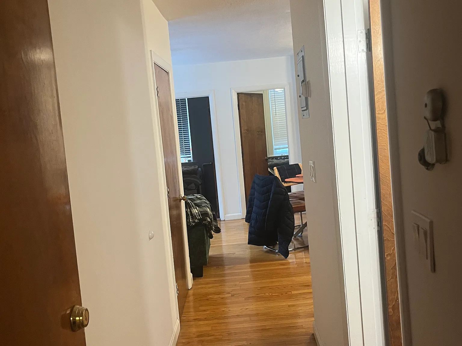 2 bed, 1.0 bath, $3,500 — Photo 3