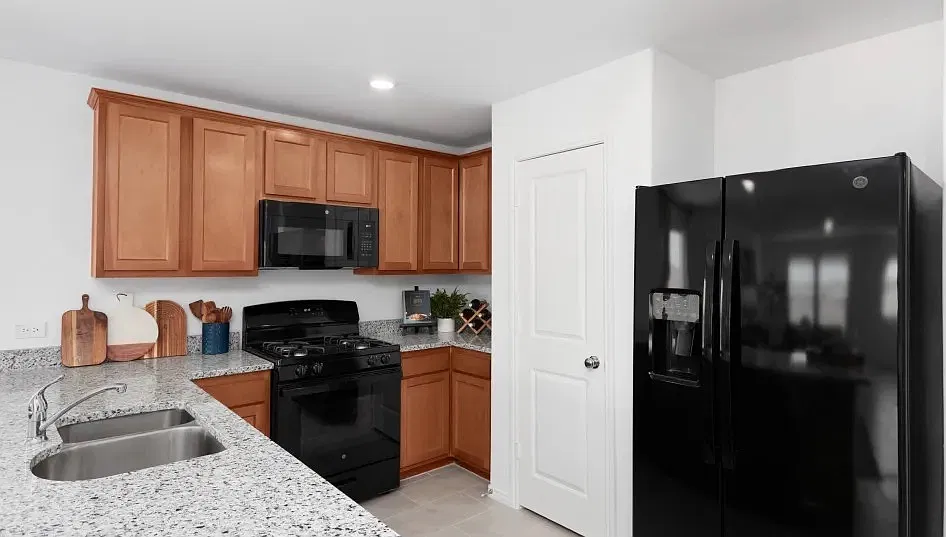 3 bed, 1464 sqft, $2,250 — Photo 3