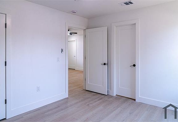 5th image of 1142 Mansell Ave #A