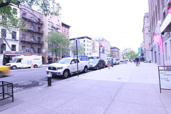 Rented by Compass | media 11