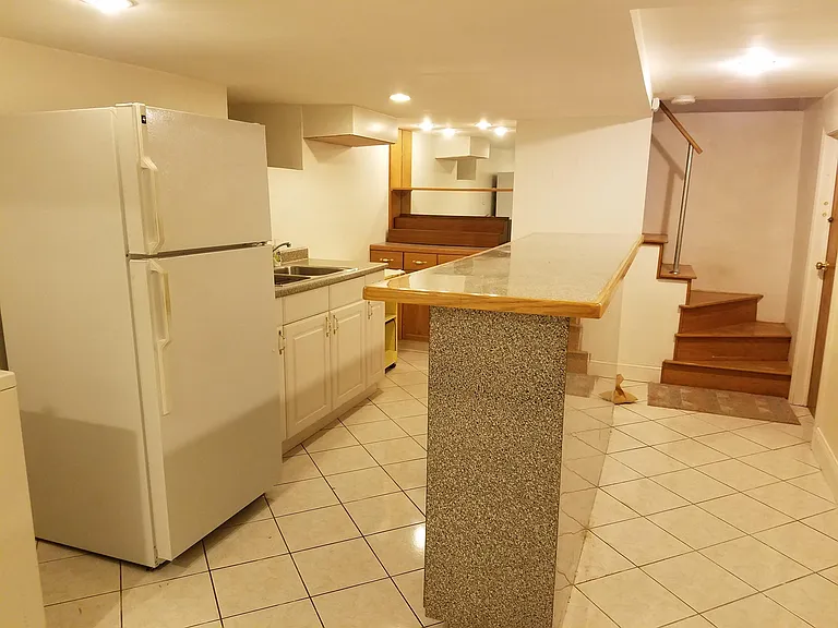 63 Gordon St — Photo 1