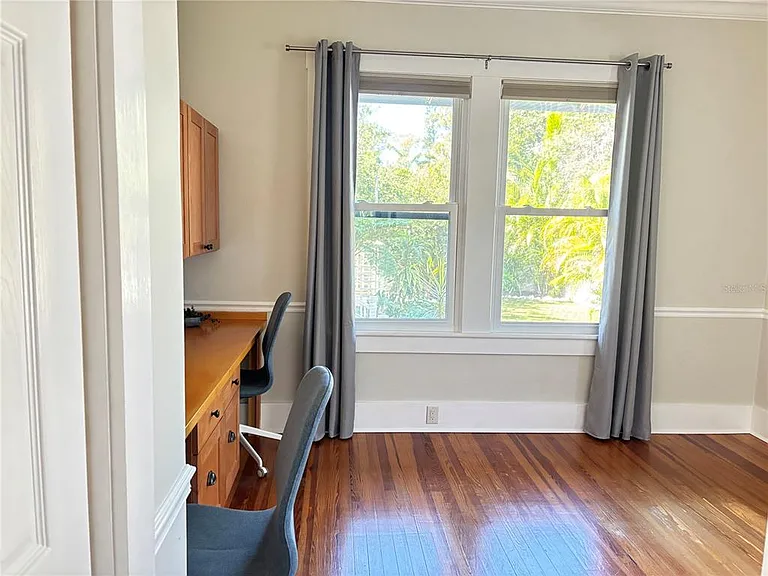 324 Julia Pl — Photo 47
