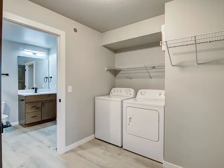 299 Fairfax St — Photo 4