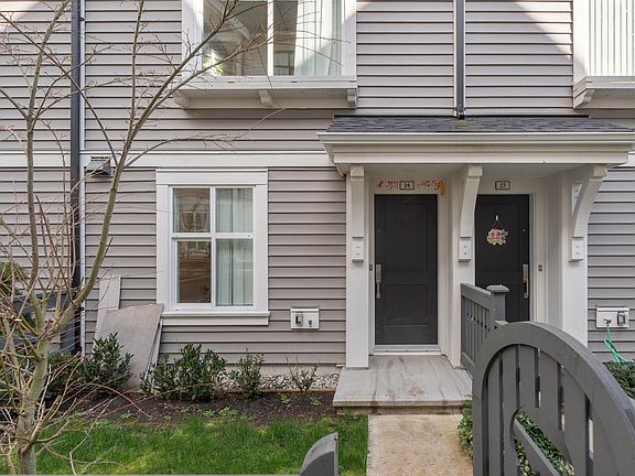 3rd image of 14151 58a Ave #24