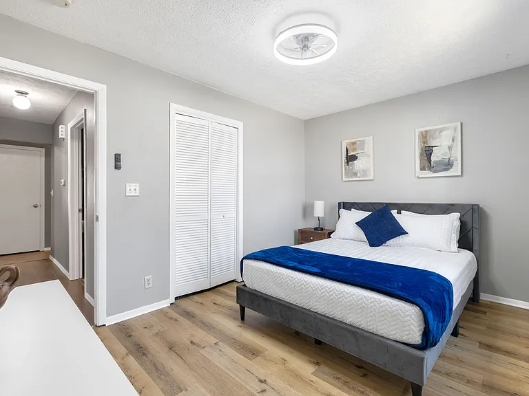 625 Robert Ave — Photo 22