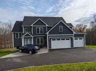 496 Bell St, Glastonbury, CT 06033