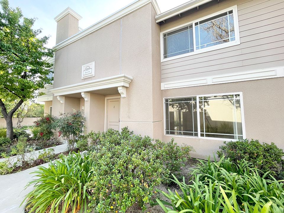 1st image of 10224 Zelzah Ave Unit 2