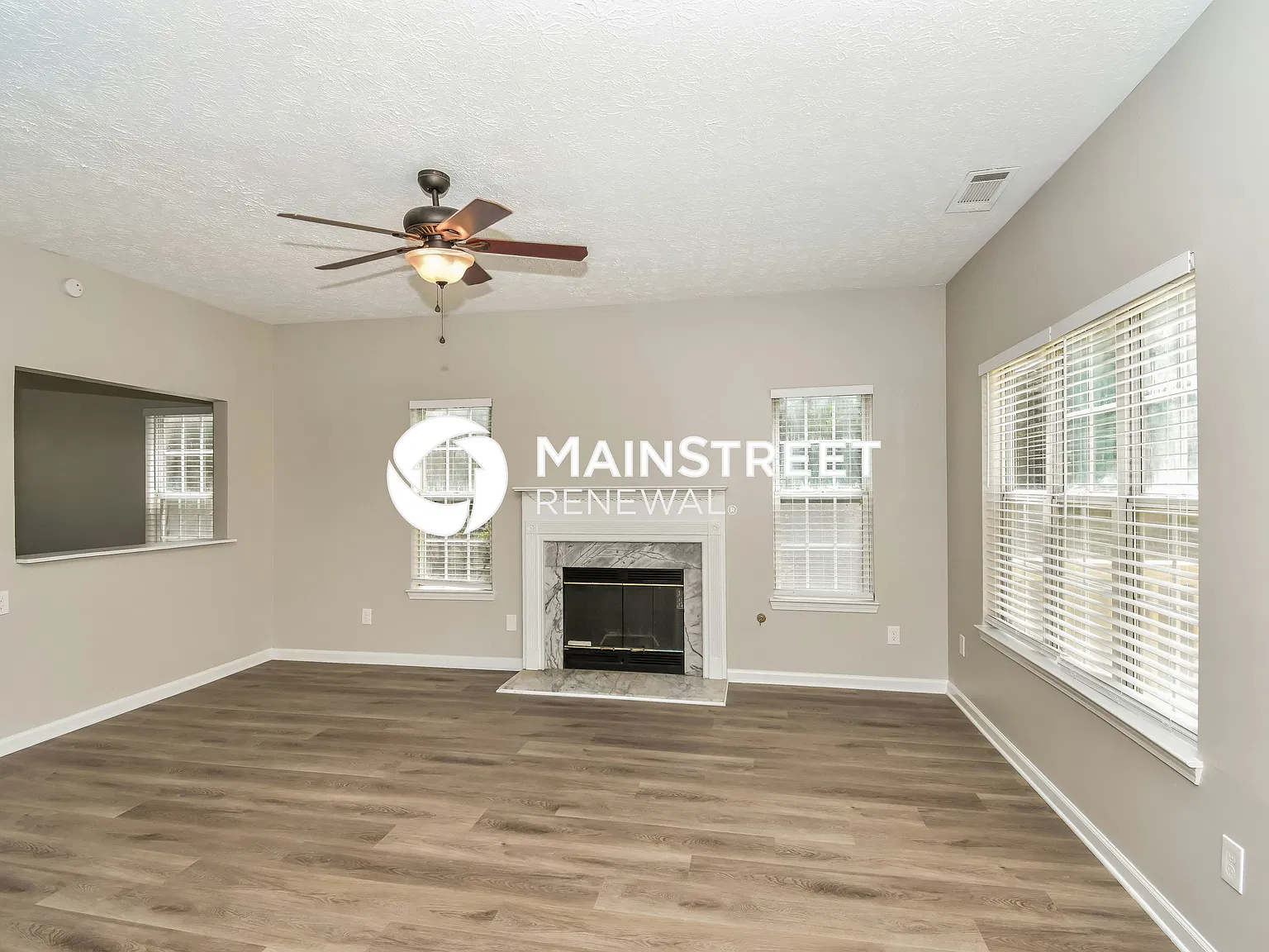 480 Burdett Ridge Ct — Photo 2