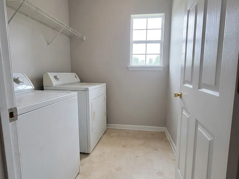 5420 Sapphire Cir — Photo 14