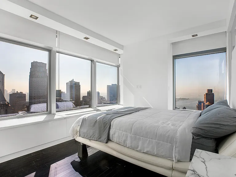 123 Washington St #50G — Photo 1