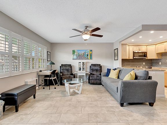 5th image of 8 Oakridge B