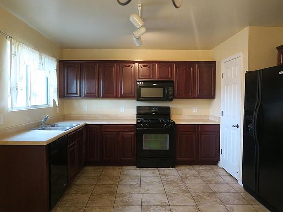 3rd image of 4972 W Calle Don Tomas