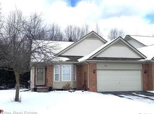 5864 Augusta Ln, Grand Blanc, MI