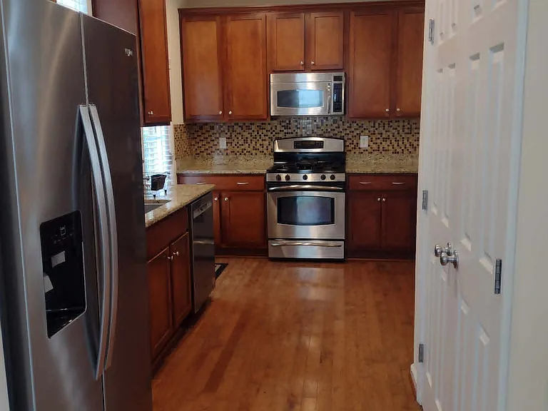 5717 Running Fox Ln — Photo 9