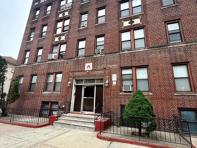 117 Corbin Ave #404 — Photo 6