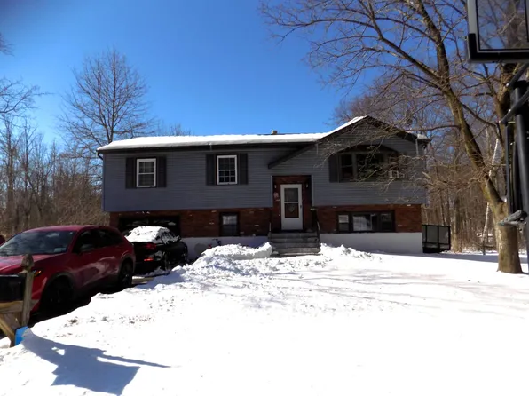 16 Baldwin Dr, Wappingers Falls, NY 12590