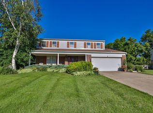 7941 Hunters Ridge Dr, West Chester, OH 45069