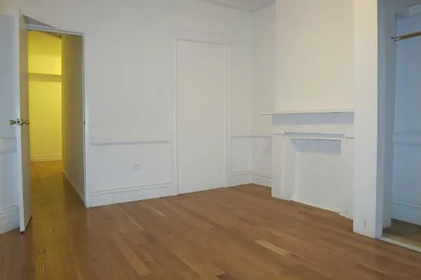 Rented by Manhattan Best Realty, Inc. | media 13