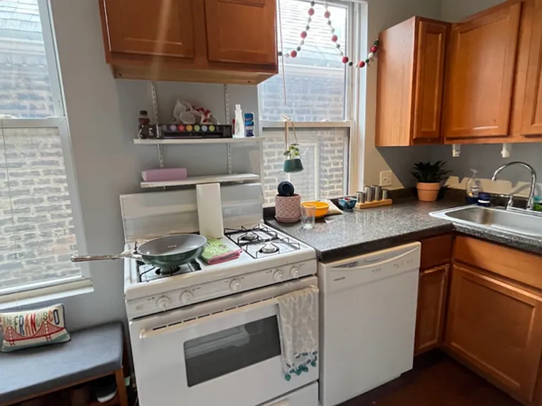 1402 N Greenview Ave #2R — Photo 1