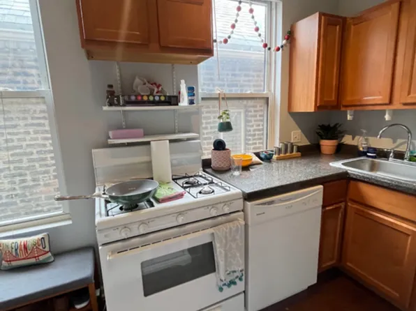 1402 N Greenview Ave #2R, Chicago, IL 60642