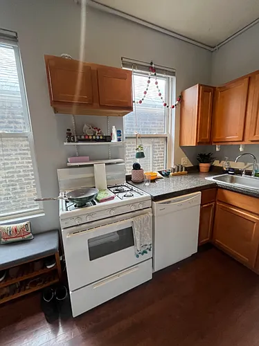 1402 N Greenview Ave #2R Photo 1
