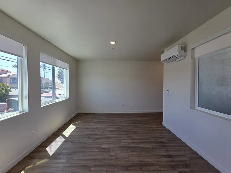 619 Highland Ave #301 — Photo 11