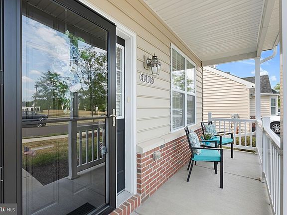 2nd image of 15106 Dahlia Dr