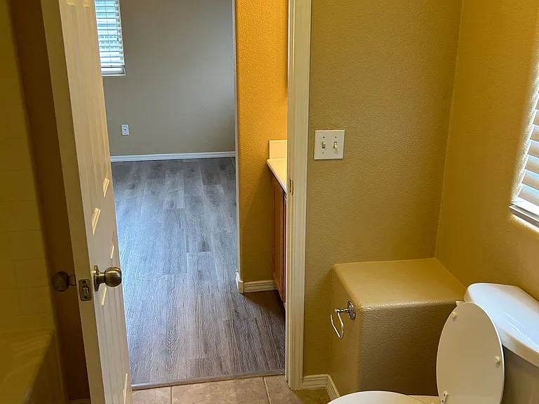 7920 Windhamridge Dr — Photo 23
