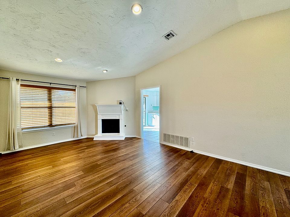 1500 Vulcan Cir, Edmond, OK 73003 Zillow