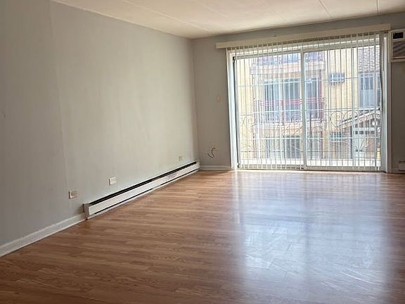 5th image of 7855 S Kedzie Ave APT 2F