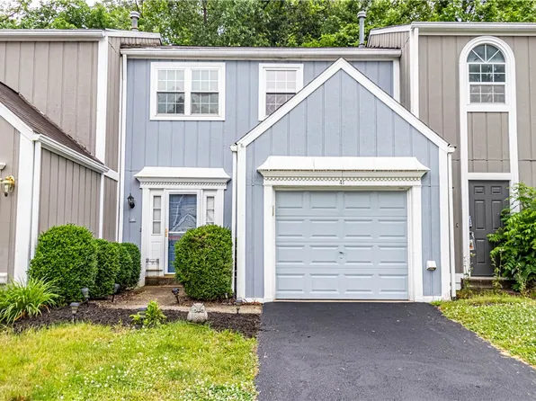 41 New London Ln, Oakmont, PA 15139