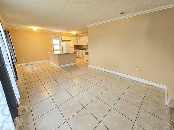 5th image of 649 NW 19th St