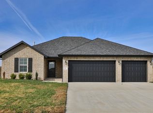 6035 S Willow St, Battlefield, MO 65619