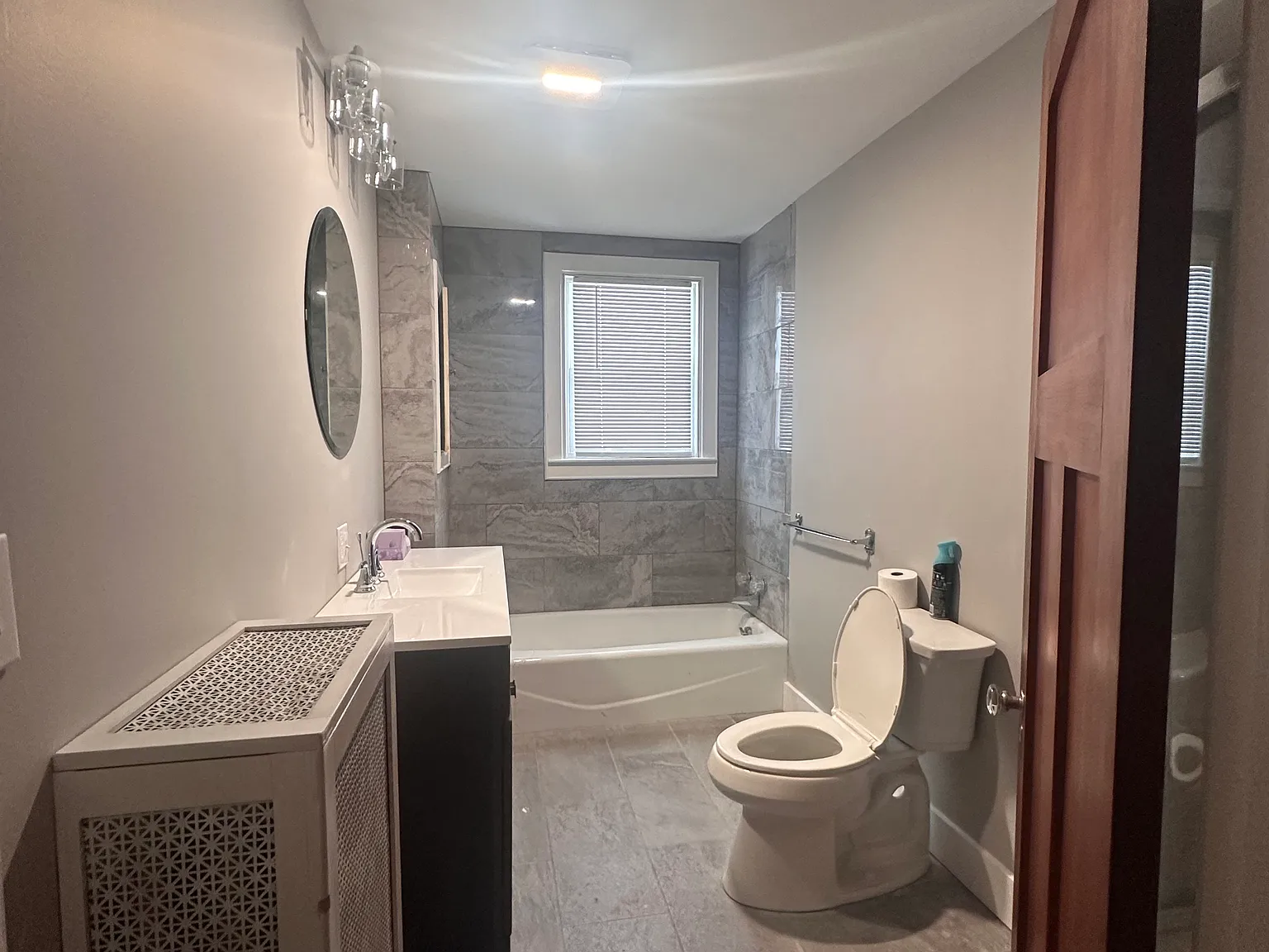 4 bed, 2.5 bath, 2225 sqft, $2,700 — Photo 4